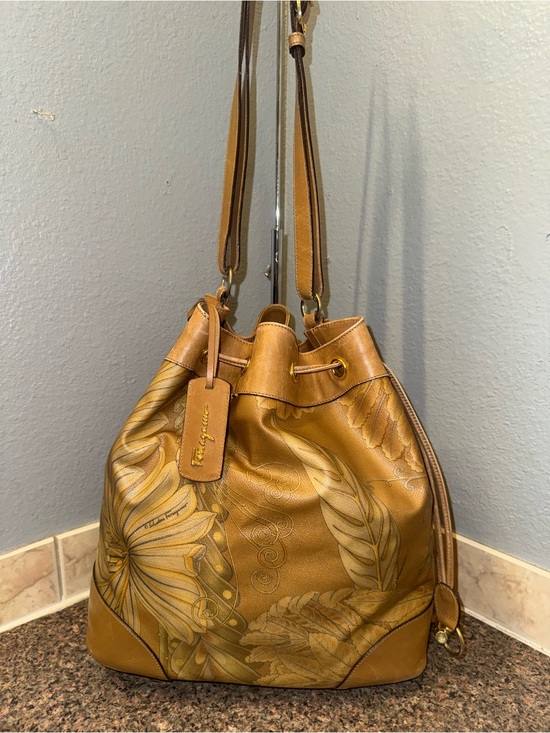 Salvatore Ferragamo Handbags - Salvatore Ferragamo vintage RARE Botanical Leather Bucket Bag made in Italy.